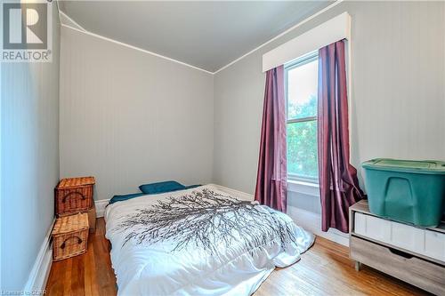 243 Wellington Street, Ingersoll, ON - Indoor Photo Showing Bedroom