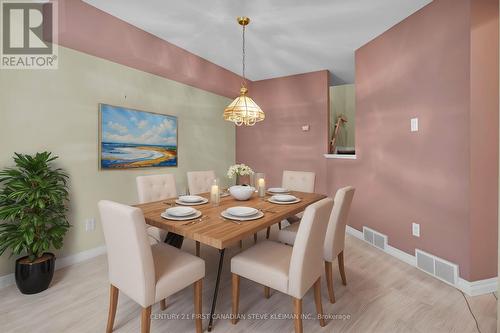 4 - 152 Albert Street, London, ON - Indoor Photo Showing Dining Room