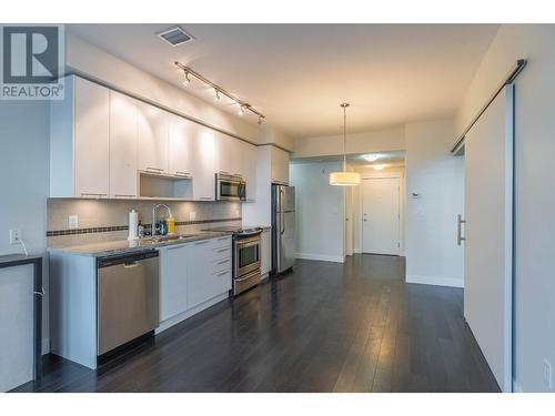 1030 Talasa Way Unit# 2107, Kamloops, BC - Indoor Photo Showing Kitchen With Stainless Steel Kitchen