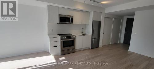 1509 - 25 Richmond Street E, Toronto, ON - Indoor Photo Showing Kitchen