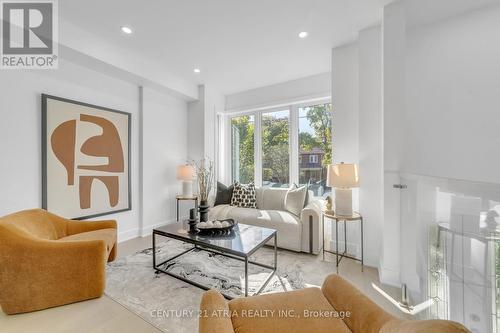 47 Eighth Street, Toronto, ON - Indoor Photo Showing Living Room