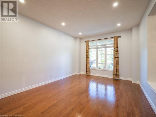 740 Cedar Bend Drive, Waterloo, ON - Indoor Photo Showing Other Room