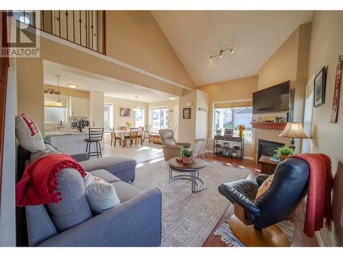 2000 14Th  S Street, Cranbrook, BC - Indoor Photo Showing Living Room With Fireplace