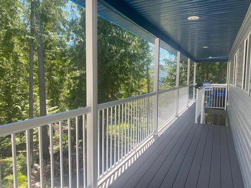 7316 Aspen Road, North Shuswap, BC - Outdoor With Deck Patio Veranda With Exterior