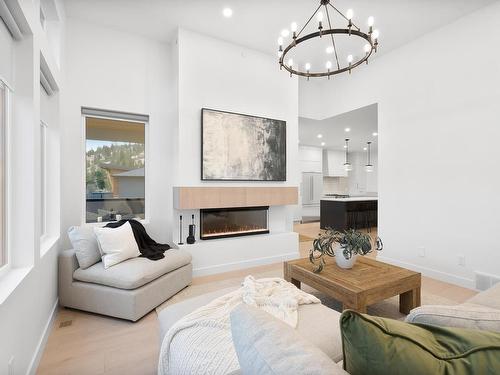 2141 Galore Cres, Kamloops, BC - Indoor Photo Showing Living Room With Fireplace