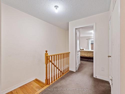 39 Sea Drifter Cres, Brampton, ON - Indoor Photo Showing Other Room