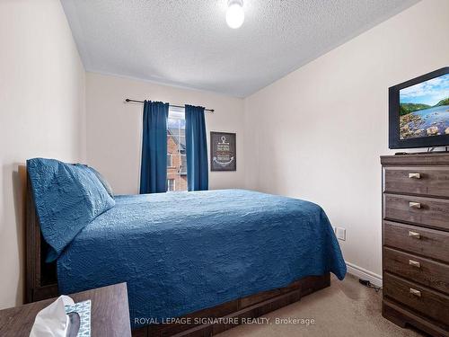 39 Sea Drifter Cres, Brampton, ON - Indoor Photo Showing Bedroom