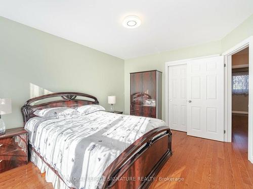 123 Treeview Dr, Toronto, ON - Indoor Photo Showing Bedroom