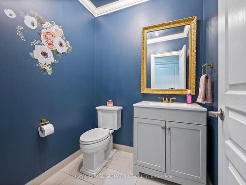 91 Upper Canada Crt, Halton Hills, ON - Indoor Photo Showing Bathroom