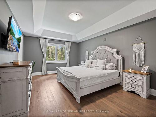 91 Upper Canada Crt, Halton Hills, ON - Indoor Photo Showing Bedroom