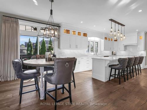 26A Baker Rd N, Grimsby, ON - Indoor Photo Showing Dining Room