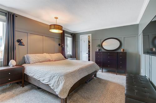 677 Drummond Court, Kelowna, BC - Indoor Photo Showing Bedroom