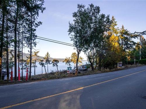 760 Lands End Rd, North Saanich, BC 