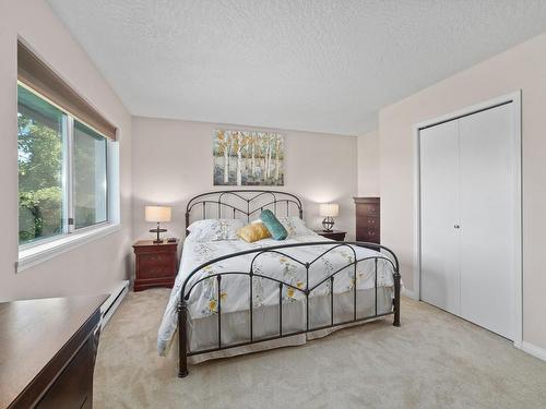 403-1234 Fort St, Victoria, BC - Indoor Photo Showing Bedroom