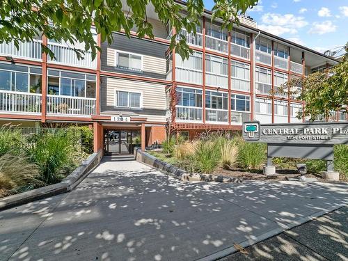 403-1234 Fort St, Victoria, BC - Outdoor