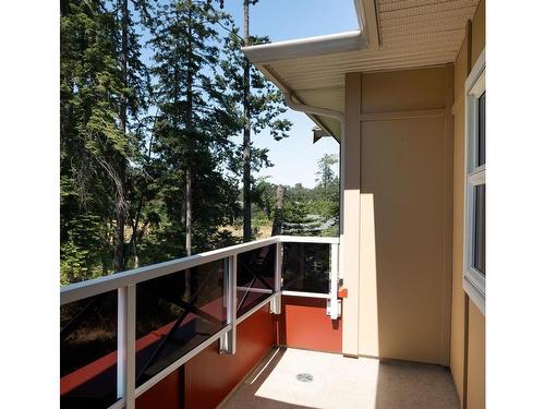 405-1900 Watkiss Way, View Royal, BC - Outdoor With Exterior