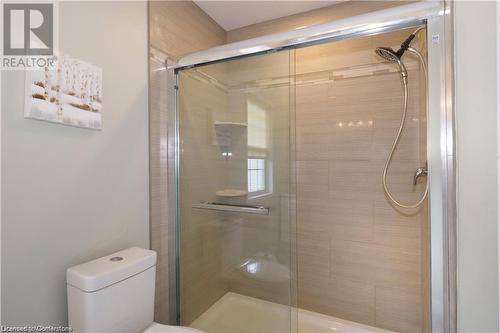 67 Bloomington Drive, Cambridge, ON - Indoor Photo Showing Bathroom