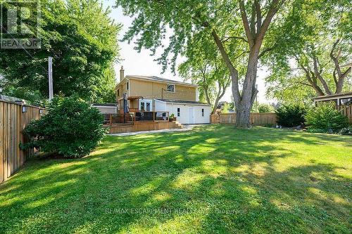 2439 Barclay Road, Burlington, ON - Outdoor With Deck Patio Veranda With Backyard