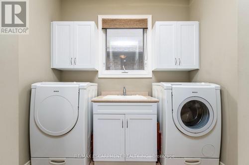 5 Xavier Court, St. Catharines, ON - Indoor Photo Showing Laundry Room