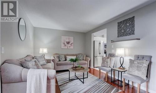 44 - 101 Brookside Street, London, ON - Indoor Photo Showing Living Room