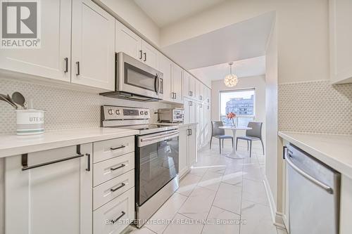 1203 - 8 Mckee Avenue, Toronto, ON - Indoor Photo Showing Kitchen