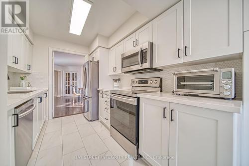 1203 - 8 Mckee Avenue, Toronto, ON - Indoor Photo Showing Kitchen