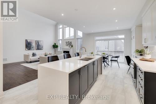 42 Magnolia Avenue, Adjala-Tosorontio, ON - Indoor Photo Showing Kitchen With Double Sink With Upgraded Kitchen