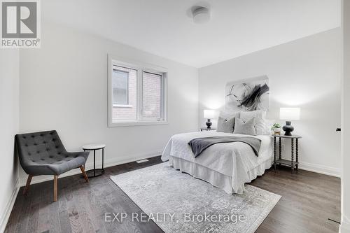 42 Magnolia Avenue, Adjala-Tosorontio, ON - Indoor Photo Showing Bedroom