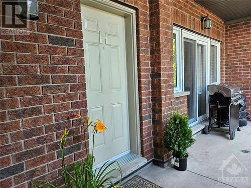 105 Fraser Fields Way Unit#H, Ottawa, ON - Outdoor With Exterior