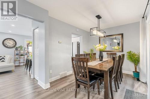 58 - 280 Mcclellan Road, Ottawa, ON - Indoor Photo Showing Dining Room