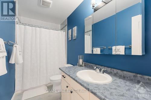 58 - 280 Mcclellan Road, Ottawa, ON - Indoor Photo Showing Bathroom