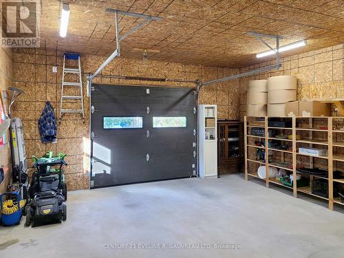 426 Probyn Street, Temiskaming Shores, ON - Indoor Photo Showing Garage