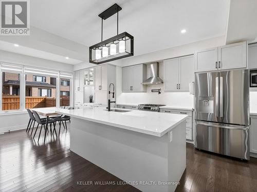 185 Bellefond Street, Vaughan, ON - Indoor Photo Showing Kitchen With Upgraded Kitchen