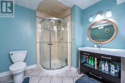 30 Fairhill Avenue, Brampton, ON - Indoor Photo Showing Bathroom