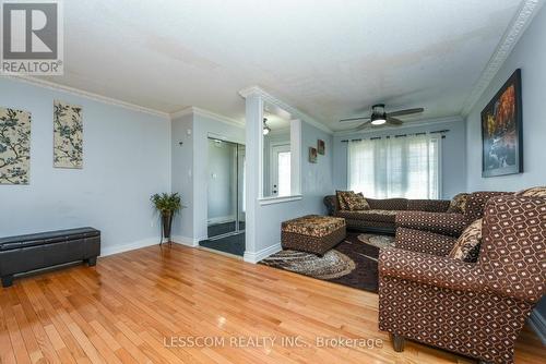 30 Fairhill Avenue, Brampton, ON - Indoor Photo Showing Living Room