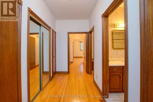 96 May Avenue, Richmond Hill, ON - Indoor Photo Showing Other Room