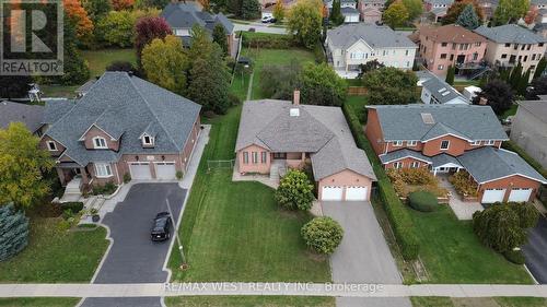 96 May Avenue, Richmond Hill, ON - Outdoor With Facade