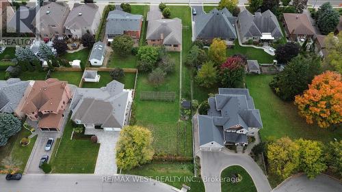 96 May Avenue, Richmond Hill, ON - Outdoor With View