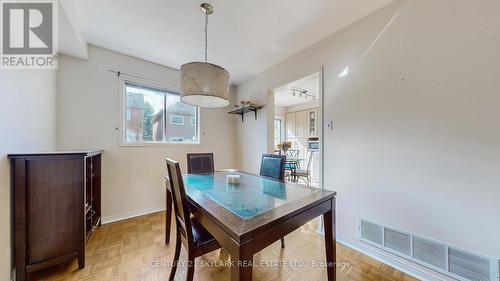 6155 Snowy Owl Crescent, Mississauga, ON - Indoor Photo Showing Dining Room