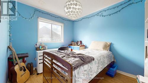 6155 Snowy Owl Crescent, Mississauga, ON - Indoor Photo Showing Bedroom