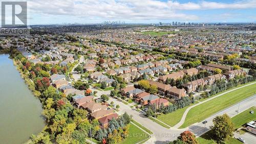 6155 Snowy Owl Crescent, Mississauga, ON - Outdoor With View