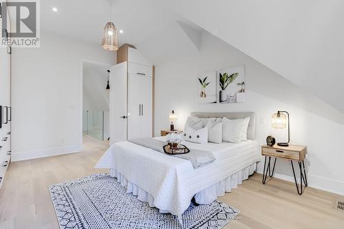 43 Benson Avenue, Mississauga, ON - Indoor Photo Showing Bedroom