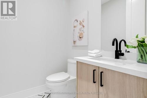 43 Benson Avenue, Mississauga, ON - Indoor Photo Showing Bathroom