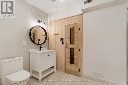 50 Lyonsview Lane, Caledon, ON - Indoor Photo Showing Bathroom