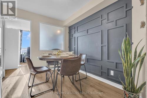 1701 - 145 Hillcrest Avenue, Mississauga, ON - Indoor Photo Showing Dining Room