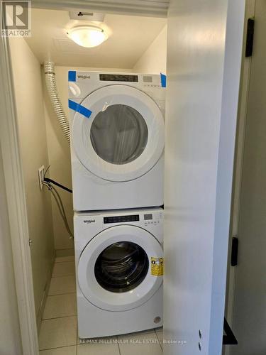 1806 - 8010 Derry Road, Milton, ON - Indoor Photo Showing Laundry Room