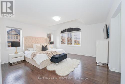 39 Agava Street, Brampton, ON - Indoor Photo Showing Bedroom