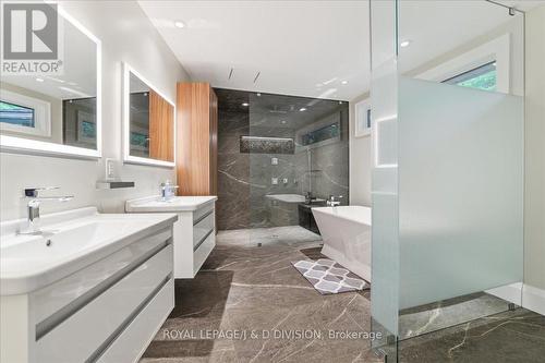 7286 Bell School Line, Milton, ON - Indoor Photo Showing Bathroom