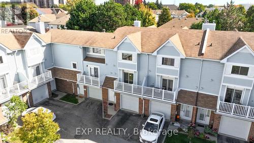 17 - 131 Traynor Avenue, Kitchener, ON - Outdoor