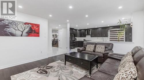 18 Gore Valley Trail, Brampton, ON - Indoor Photo Showing Living Room